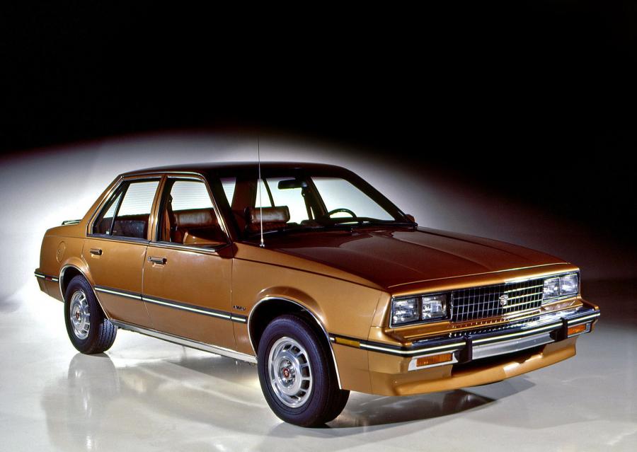  Cadillac Cimarron (6J-G69) 1983 года  (фото 2 из 17)
